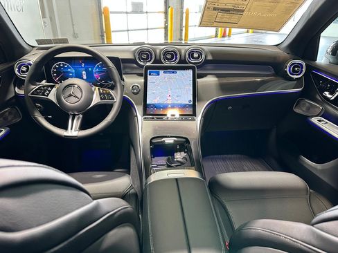 New 2026 Mercedes-Benz GLC 300 4MATIC image 6