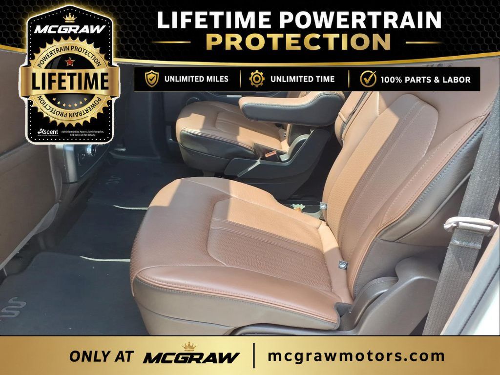 Used 2022 Ford Expedition Max King Ranch AWD/4WD image 16