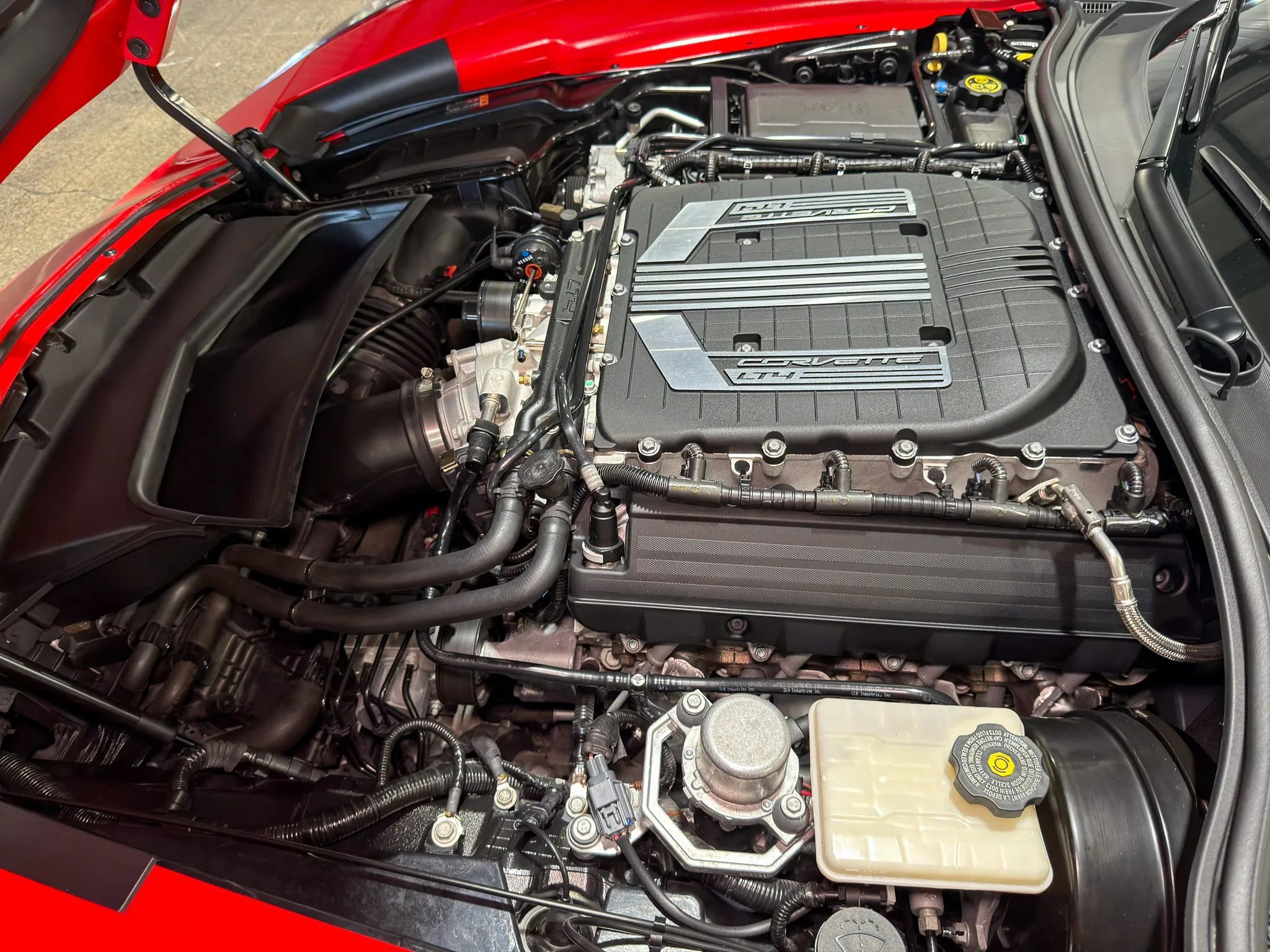 Used 2016 Chevrolet Corvette Z06 w/ 2LZ Preferred Equipment Group RWD image 30