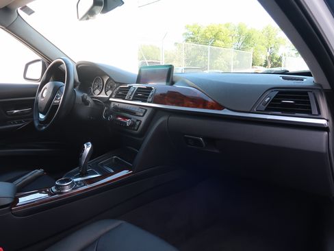 Used 2014 BMW 328i Sedan RWD image 21