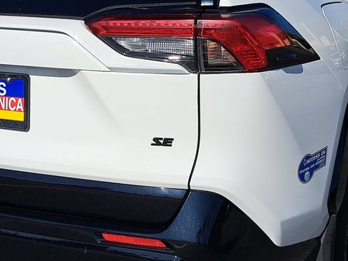 Used 2021 Toyota RAV4 SE w/ Weather & Moonroof Package AWD/4WD image 38