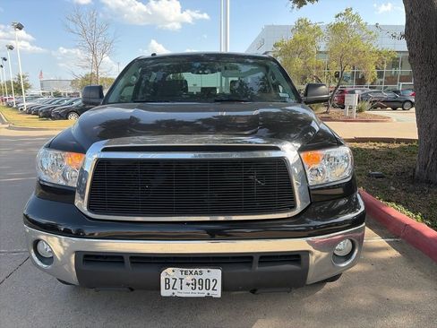 Used 2013 Toyota Tundra 2WD CrewMax w/ Tow Pkg image 3