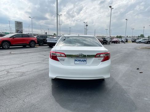 Used 2014 Toyota Camry XLE FWD image 4