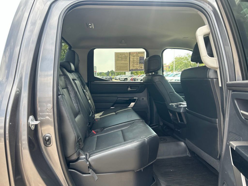 Used 2023 Toyota Tundra Limited AWD/4WD image 15