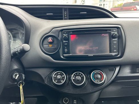 Used 2015 Toyota Yaris LE FWD image 16