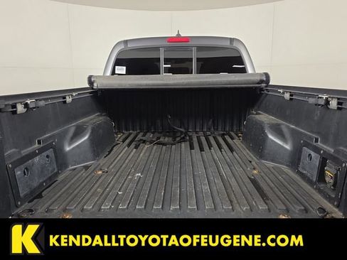 Used 2014 Toyota Tacoma 4x4 Double Cab w/ TRD Sport Package image 11