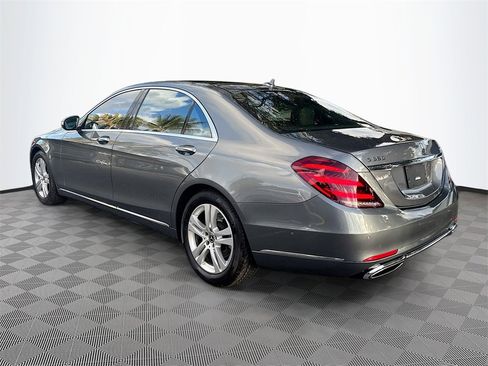 Used 2018 Mercedes-Benz S 560 4MATIC Sedan w/ Premium Package image 8