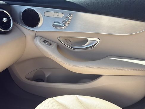 Used 2017 Mercedes-Benz C 300 Sedan image 20
