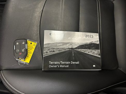 Certified 2023 GMC Terrain Denali w/ Denali Premium Package image 18