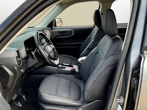 Used 2022 Ford Bronco Sport Badlands image 16