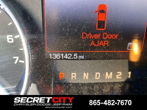 Used 2014 Ford F150 King Ranch w/ King Ranch Luxury Package AWD/4WD image 19