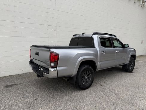Used 2022 Toyota Tacoma SR5 image 3
