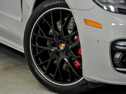 Used 2023 Porsche Panamera 4S AWD/4WD image 4