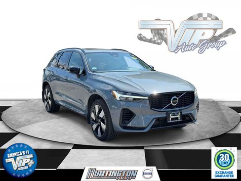 Certified 2024 Volvo XC60 T8 Plus AWD/4WD image 1