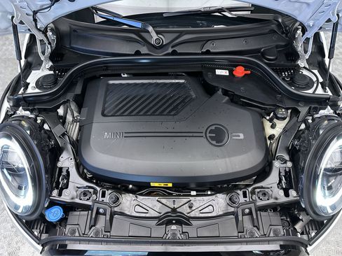 Certified 2024 MINI Cooper SE image 28