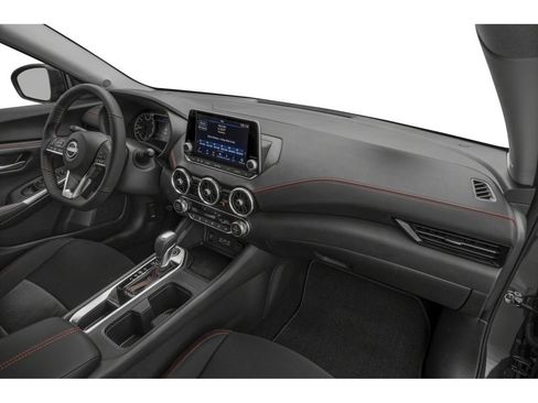 Used 2025 Nissan Sentra SR FWD image 11