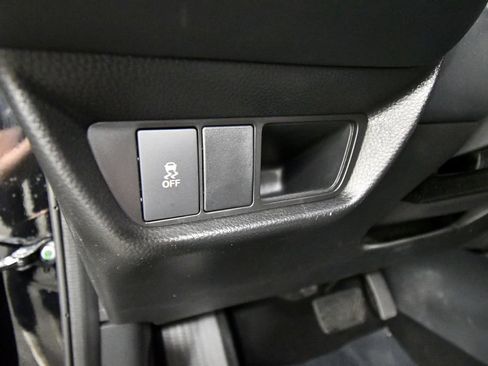 Certified 2026 Honda HR-V Sport image 18