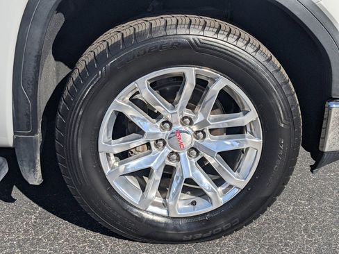 Used 2019 GMC Sierra 1500 SLT w/ SLT Premium Package image 9