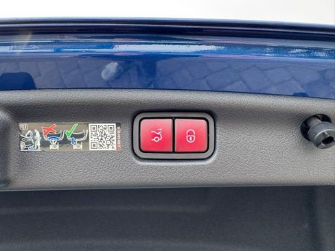 Used 2025 Mercedes-Benz C 43 AMG C 43 AMG image 17