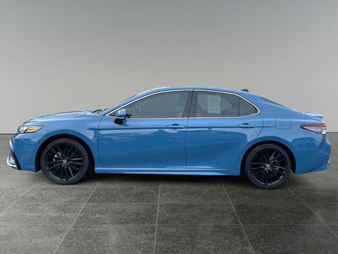 Used 2023 Toyota Camry XSE image 4