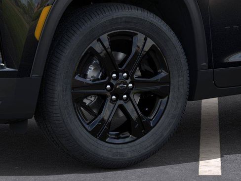New 2027 Chevrolet Traverse LT w/ Midnight/Sport Edition AWD/4WD image 9