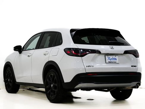 Used 2024 Honda HR-V Sport image 8