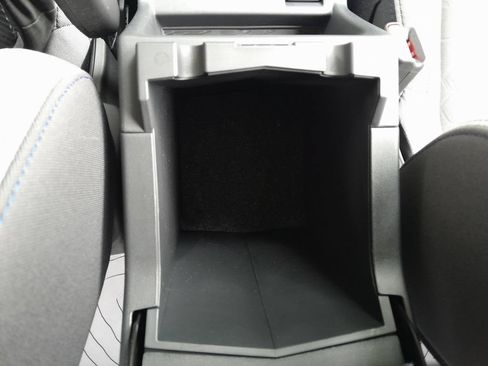 Certified 2025 Subaru Forester AWD/4WD image 28
