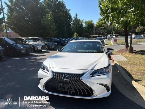 Used 2025 Lexus ES 350 w/ Premium Package FWD image 1