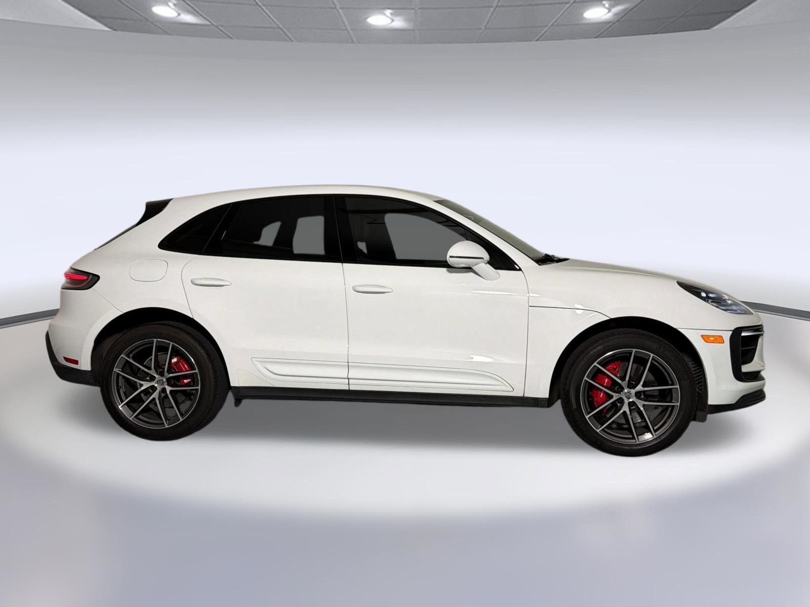 Used 2023 Porsche Macan S AWD/4WD image 8