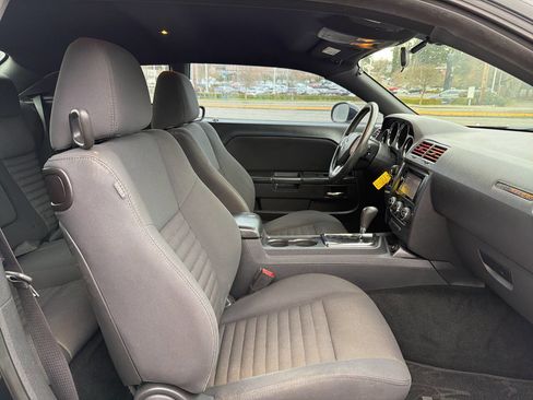 Used 2013 Dodge Challenger SXT w/ Sound Group image 15