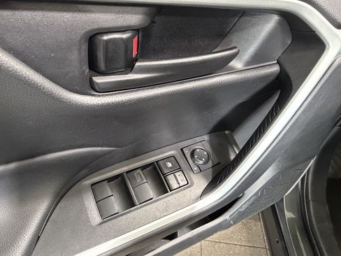 Used 2025 Toyota RAV4 LE image 10