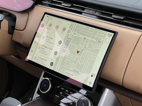 Used 2023 Land Rover Range Rover SE image 38