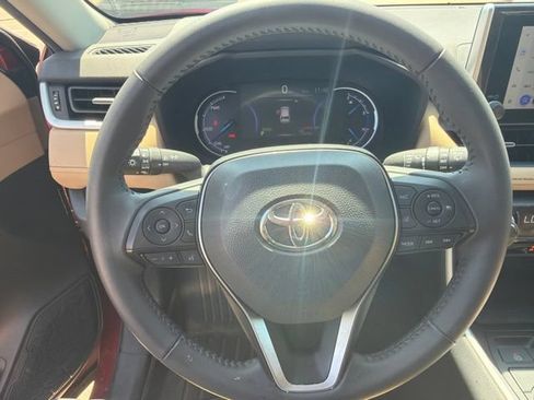 Used 2024 Toyota RAV4 XLE Premium AWD/4WD image 16