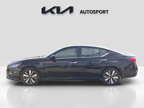 Used 2021 Nissan Altima 2.5 SV image 14
