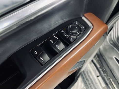 Used 2024 GMC Sierra 3500 Denali Ultimate image 18