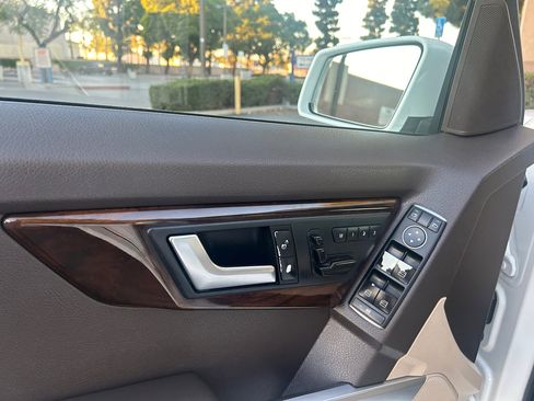 Used 2014 Mercedes-Benz GLK 350 2WD image 10