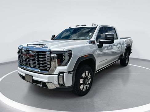 Used 2024 GMC Sierra 2500 Denali w/ Denali Reserve Package AWD/4WD image 1
