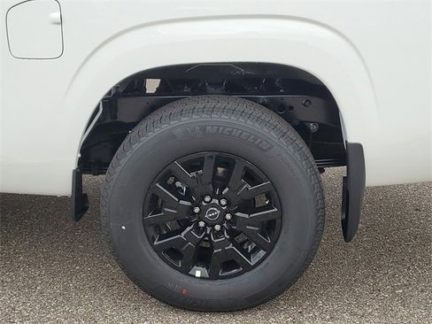 New 2026 Nissan Frontier SV image 32