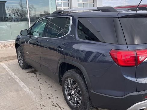 Used 2019 GMC Acadia SLT image 4