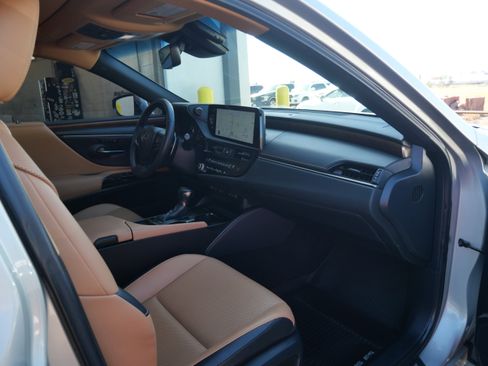 New 2023 Lexus ES 350 350 image 15