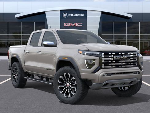 New 2026 GMC Canyon Denali w/ LPO, Black Badging Package AWD/4WD image 31