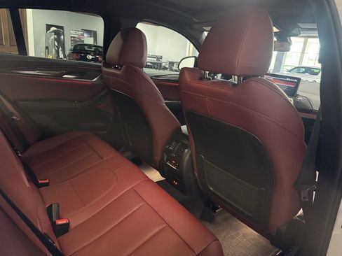 Used 2023 BMW X4 M40i w/ Premium Package image 23