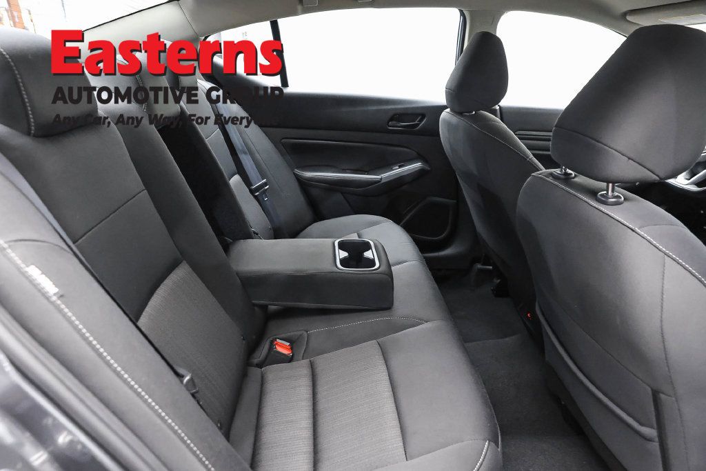 Used 2024 Nissan Altima 2.5 SV FWD image 25