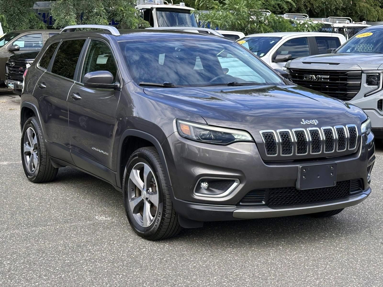 Used 2019 Jeep Cherokee Limited AWD/4WD image 5