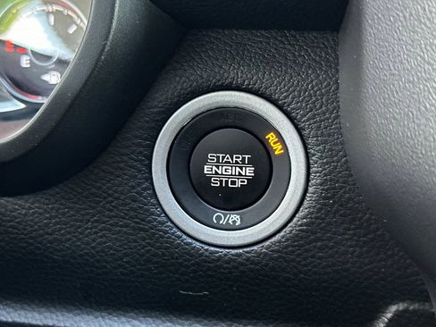 Used 2023 RAM 1500 Big Horn RWD image 32