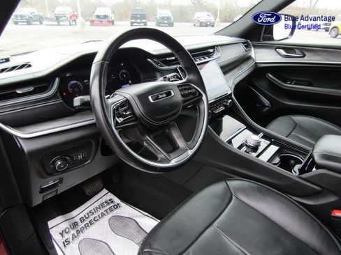 Used 2022 Jeep Grand Cherokee L Overland w/ Off Road Group AWD/4WD image 8