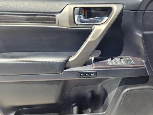 Used 2020 Lexus GX 460 Premium AWD/4WD image 24