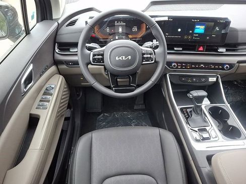 New 2026 Kia Carnival EX FWD image 9