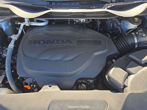 Used 2024 Honda Odyssey Elite image 36