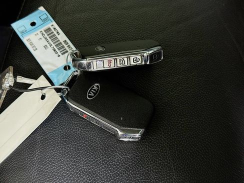 Used 2020 Kia Soul EX FWD image 32
